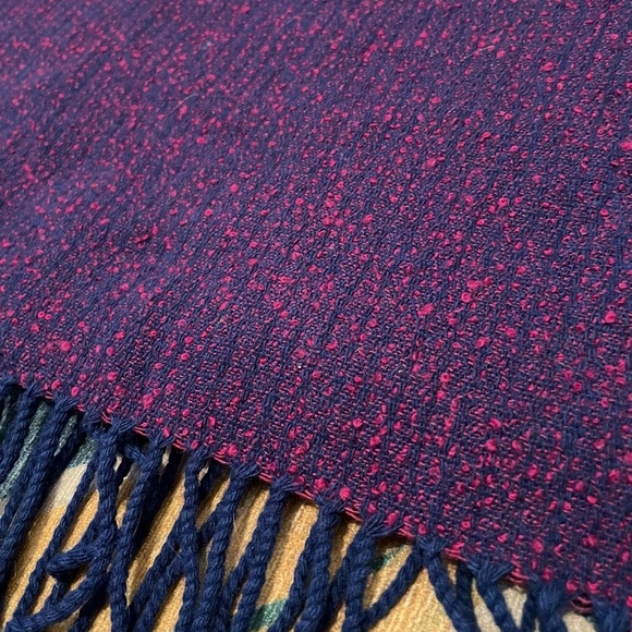 Gorgeous Lamb’s Wool Scarf - Picture 3 of 4